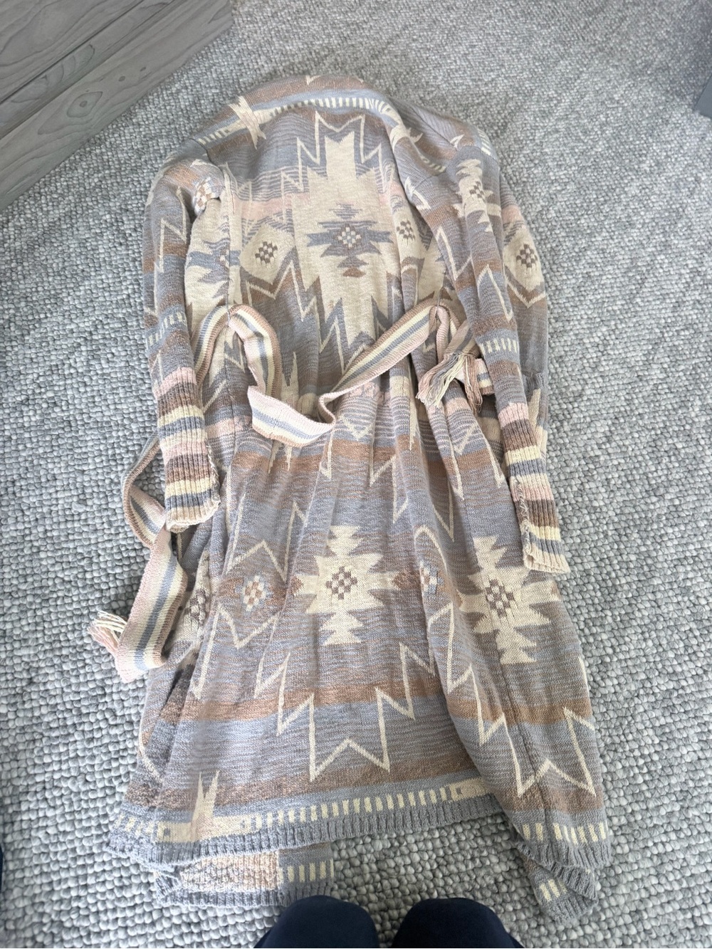 Faherty Aztec-Print Long Open Cardigan in Beige, Taupe & Cream - Picture 5 of 6